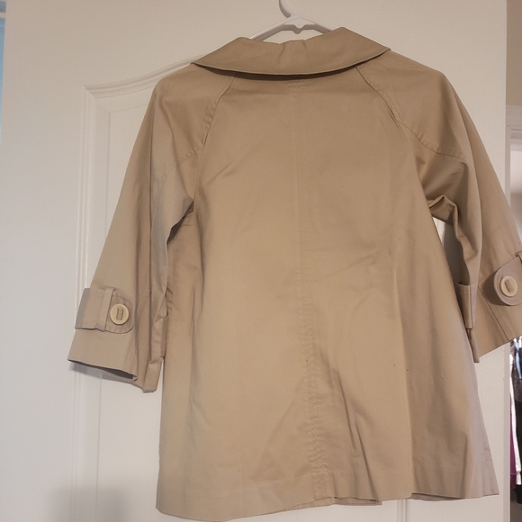 Forever 21 Tan trench coat - Picture 2 of 3